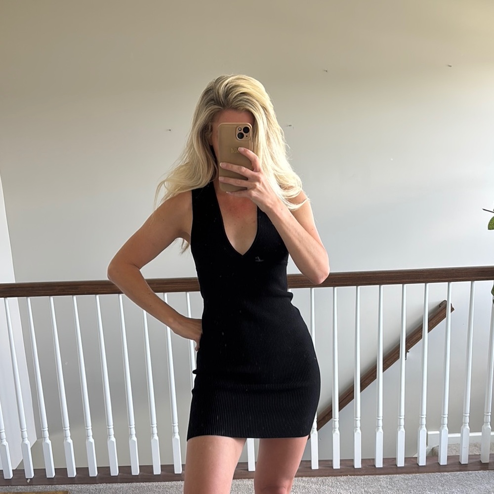 HOUSE OF HARLOW Black Sleeveless Ribber Dress